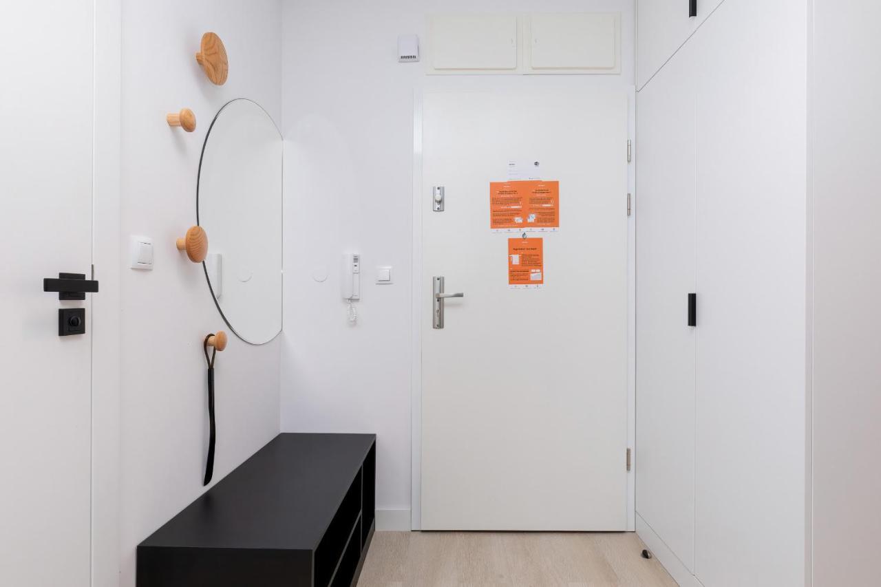 Apartament Premium Platany By Noclegi Renters Колобжег Екстериор снимка